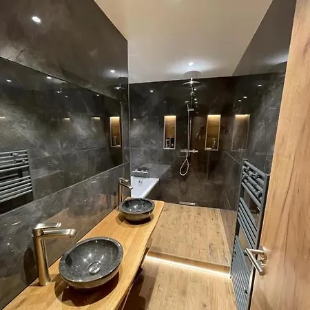 Апартаменты Les Balcons De