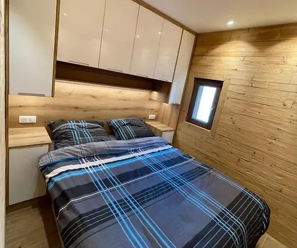 아파트 Les Balcons De 발루아